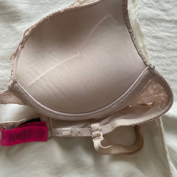 “HelloSugar” add-2-cups Bra - Picture 2 of 2